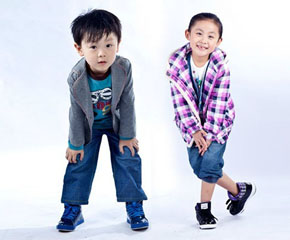 ż�w��ͯ�����ʾ�����������׃�����(y��ng)ע��һ���c