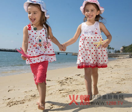 �ۃ��լ�ͯ�b��Ʒ���й���5�¼���