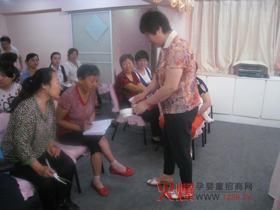 ��ӬF��������