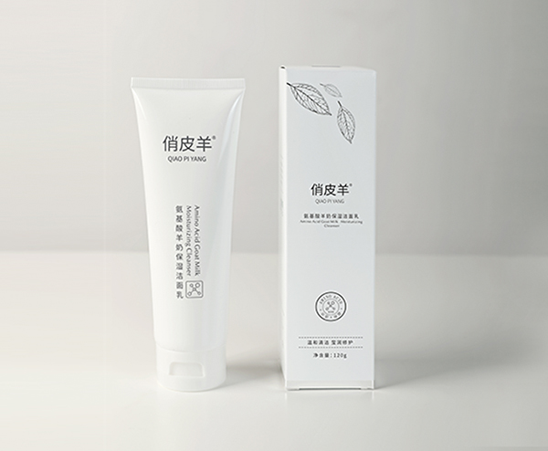 俏皮羊氨基酸羊奶保濕潔面乳.jpg 俏皮羊氨基酸羊奶保濕潔面乳.jpg