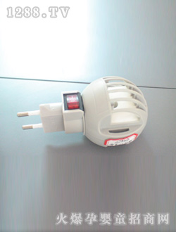 �Ͼ�늟���Һ��Ƭ�p�üӟ���