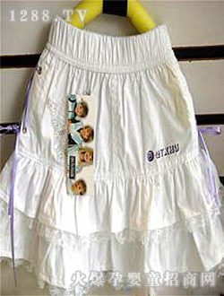 ����С�ܰ�ɫ�L(zh��ng)ȹ