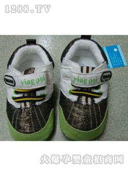 ���Ⱥ�ɫ�G߅�냺Ь