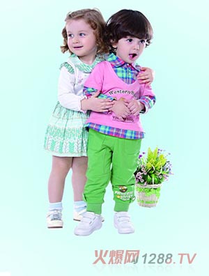 ���˷�2012���b�ۼtŮ�b